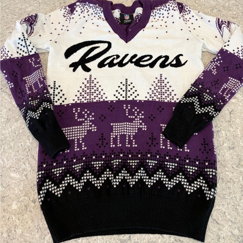 NFL Team Apparel Purple and White Knitwear - Picture 2 of 4